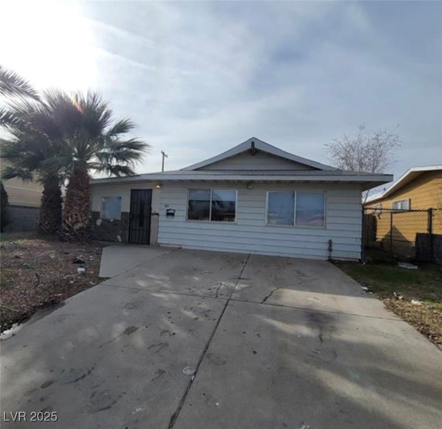 309 Rossmoyne Avenue, North Las Vegas 89030