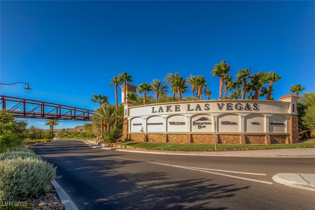 51 Via Di Vita, Henderson 89011