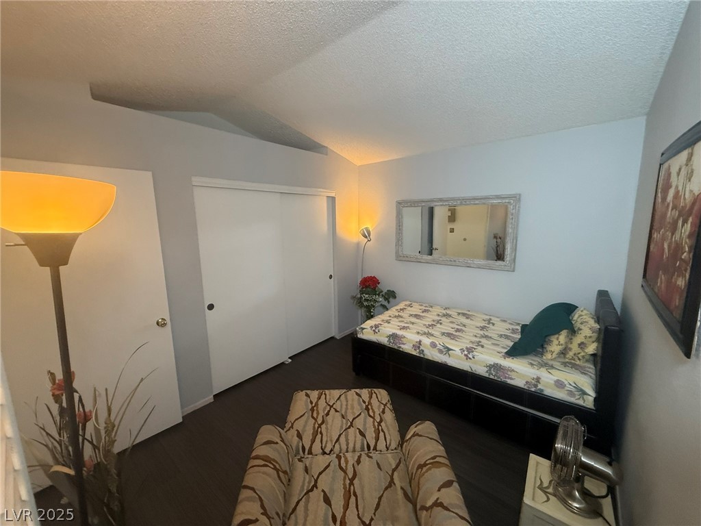 Photo 26 of 46, 557 Yacht Harbor Drive