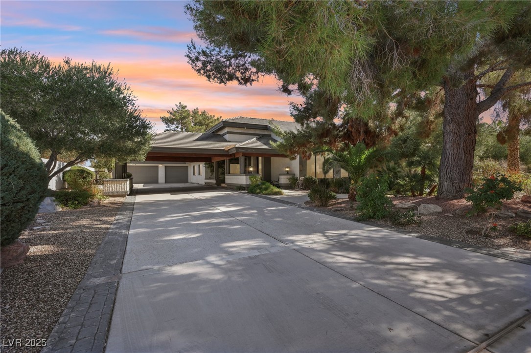 3140 Montessouri Street, Las Vegas 89117