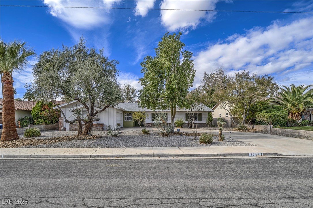 1716 Chapman Drive, Las Vegas 89104
