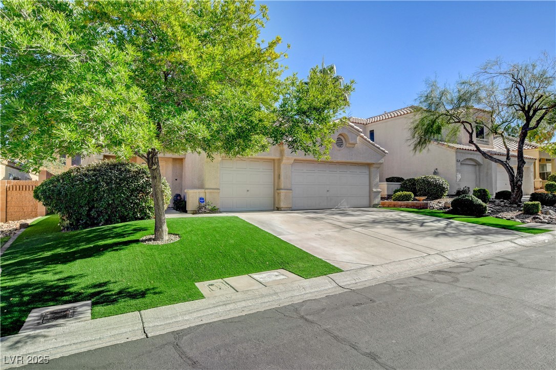 Photo 2 of 1507 Camino Summit Avenue
