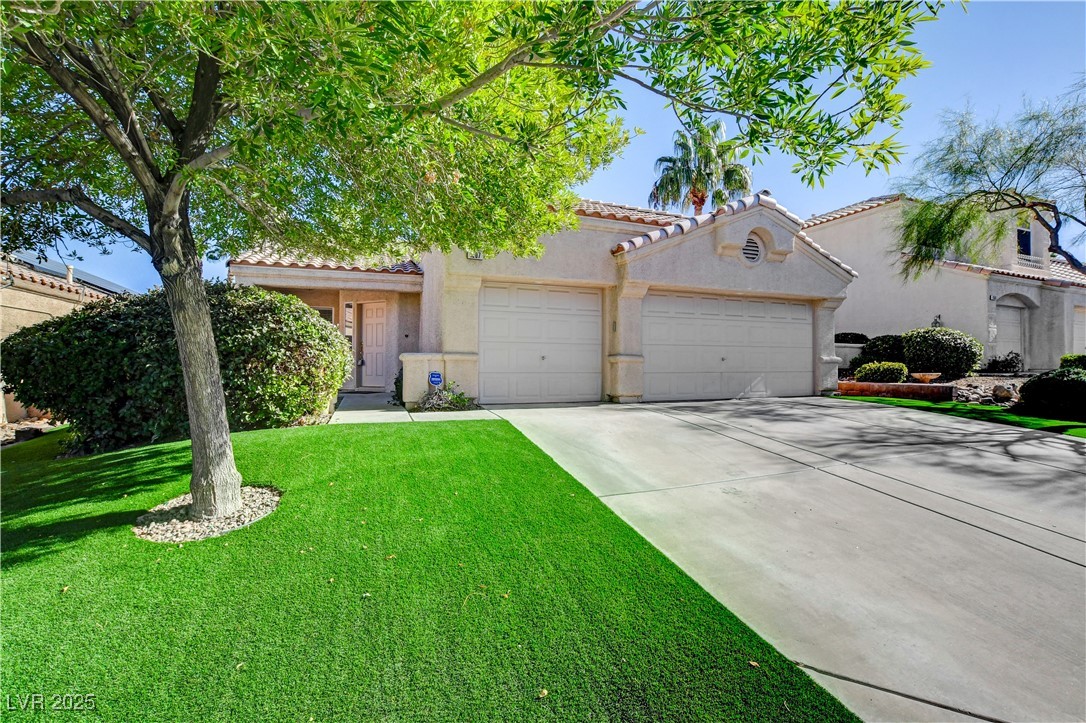 Photo 3 of 1507 Camino Summit Avenue