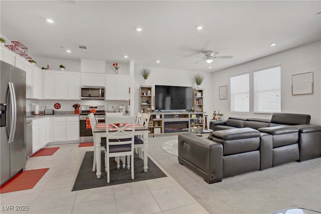 664 Foam Flower Lane, Henderson 89015