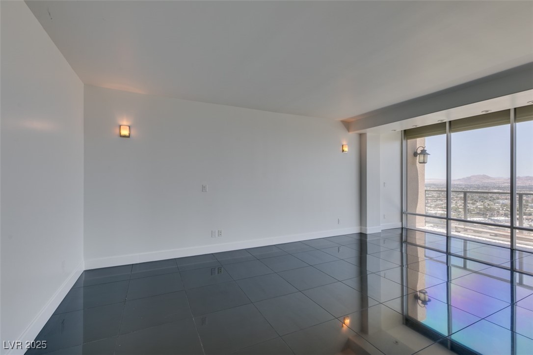 Photo 8 of 13, 3111 Bel Air Drive #28D
