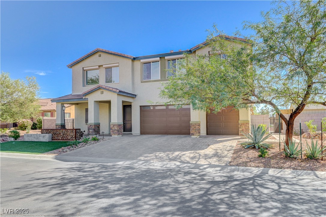 Photo 7 of 92, 3728 River Heights Lane