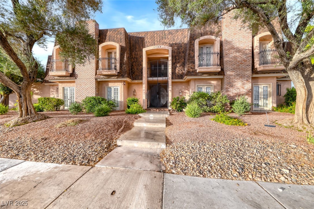 1409 E St Louis Avenue #A, Las Vegas 89104
