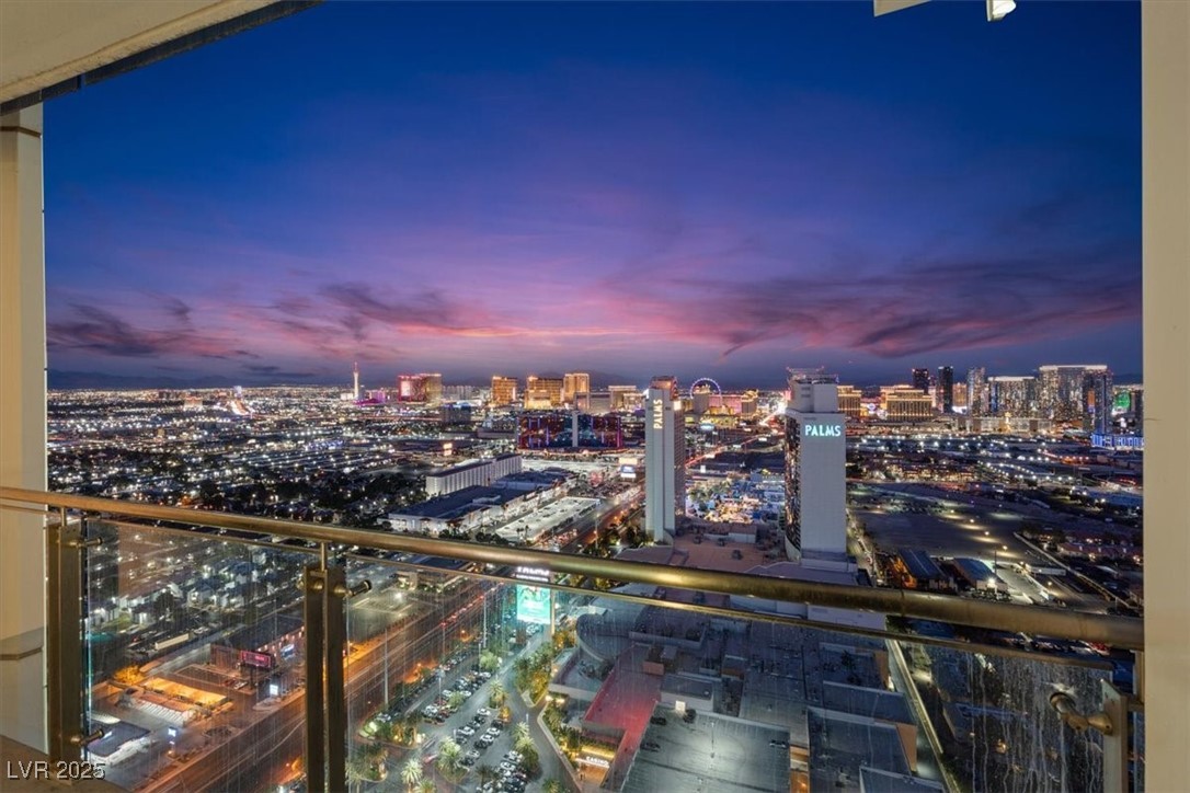 4381 W Flamingo Road #5016, Las Vegas