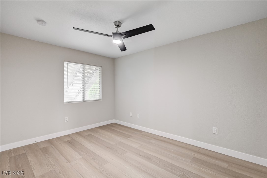 Photo 23 of 42, 7950 W Flamingo Road #1168