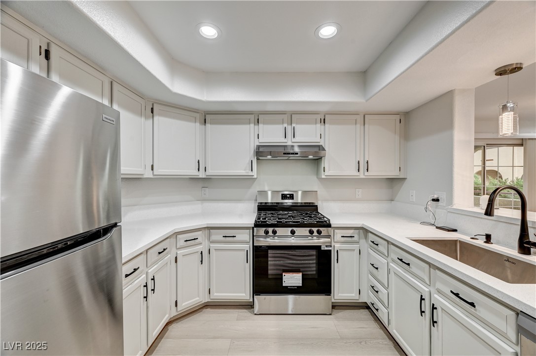 Photo 28 of 42, 7950 W Flamingo Road #1168