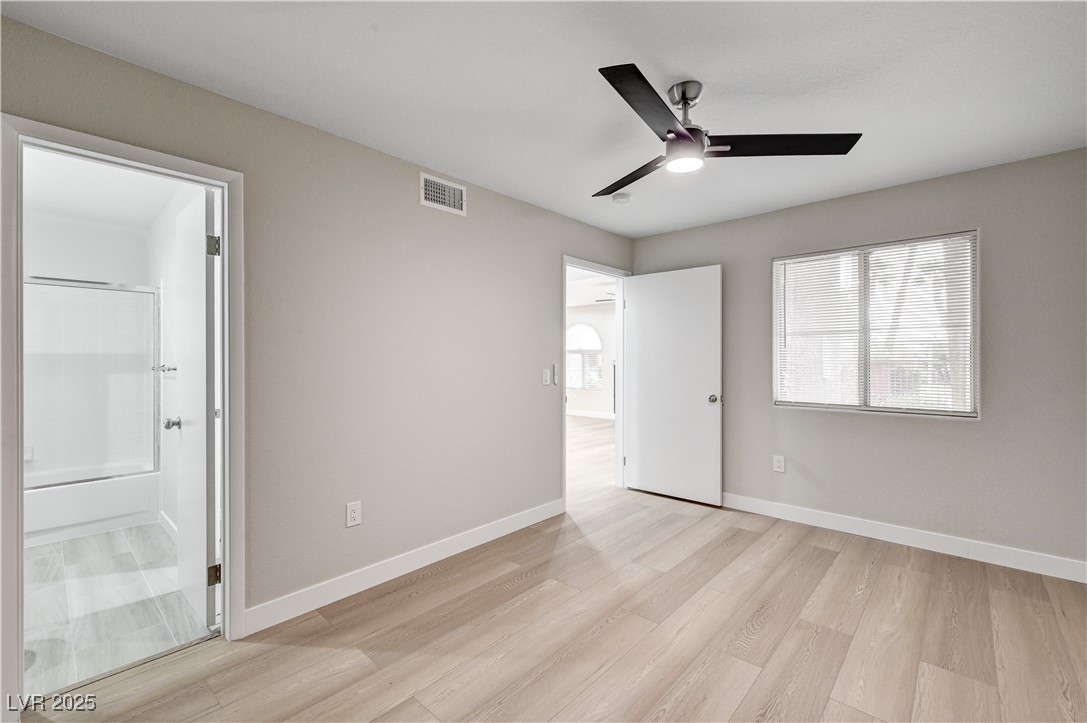 Photo 10 of 42, 7950 W Flamingo Road #1168