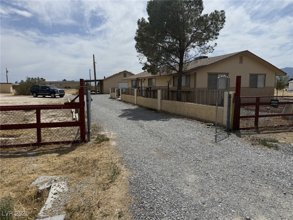 Photo 3 of 4361 Laute Drive