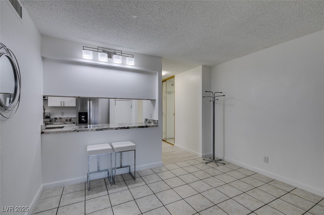 Photo 18 of 36, 205 E Harmon Avenue #112