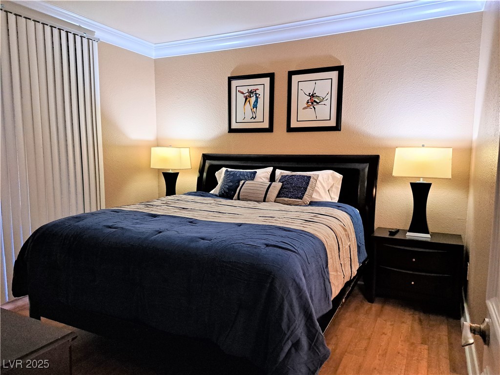Photo 8 of 14, 270 E Flamingo Road #212