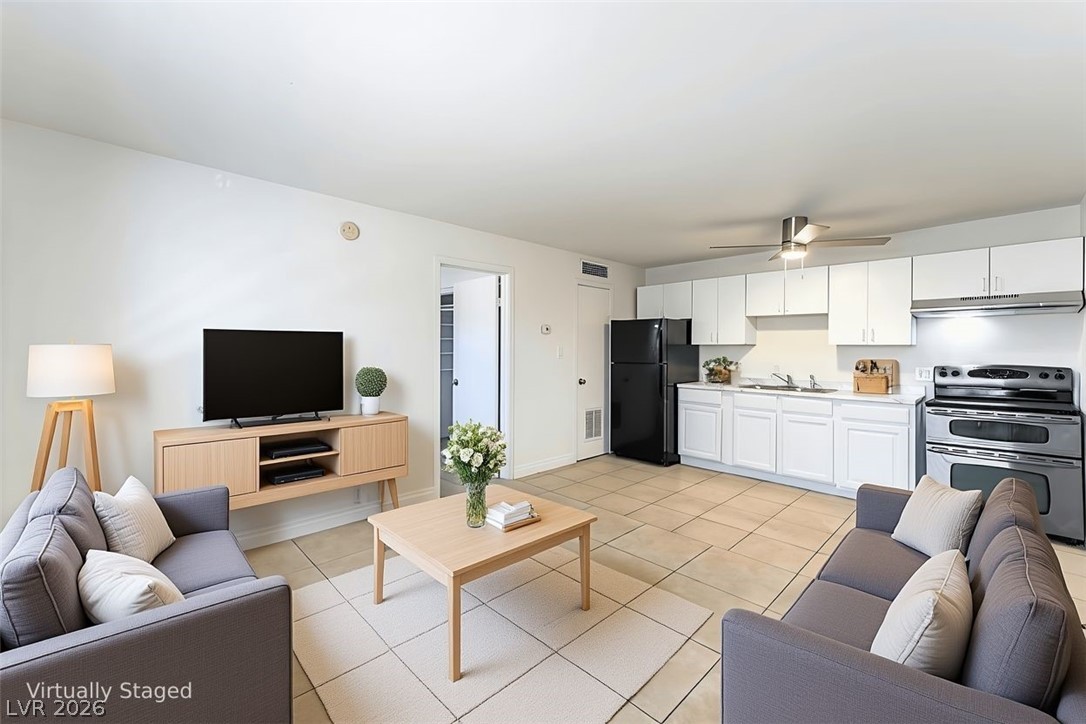 Photo 8 of 34, 3720 Royal Crest Street #4 & 5