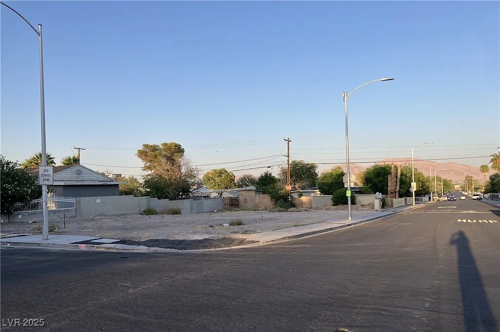 200 N 18TH STREET, Las Vegas 89101