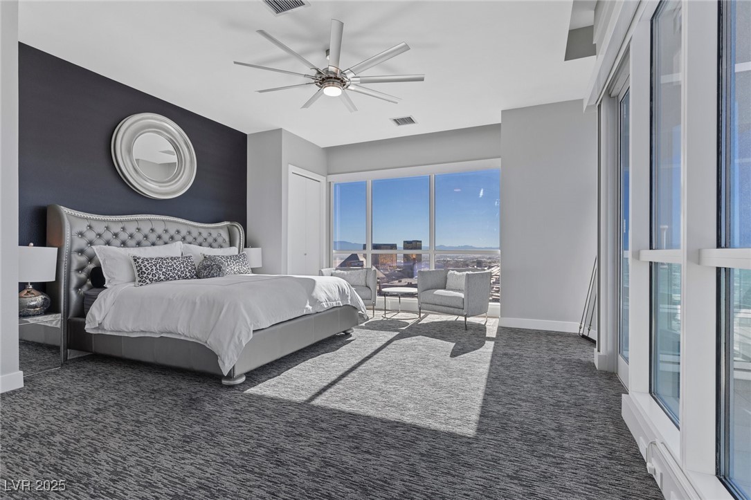 Photo 18 of 37, 4575 Dean Martin Drive #3300
