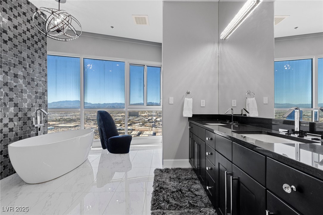 Photo 31 of 37, 4575 Dean Martin Drive #3300