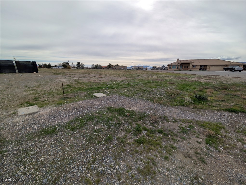 Photo 3 of 3281 Banyon Street