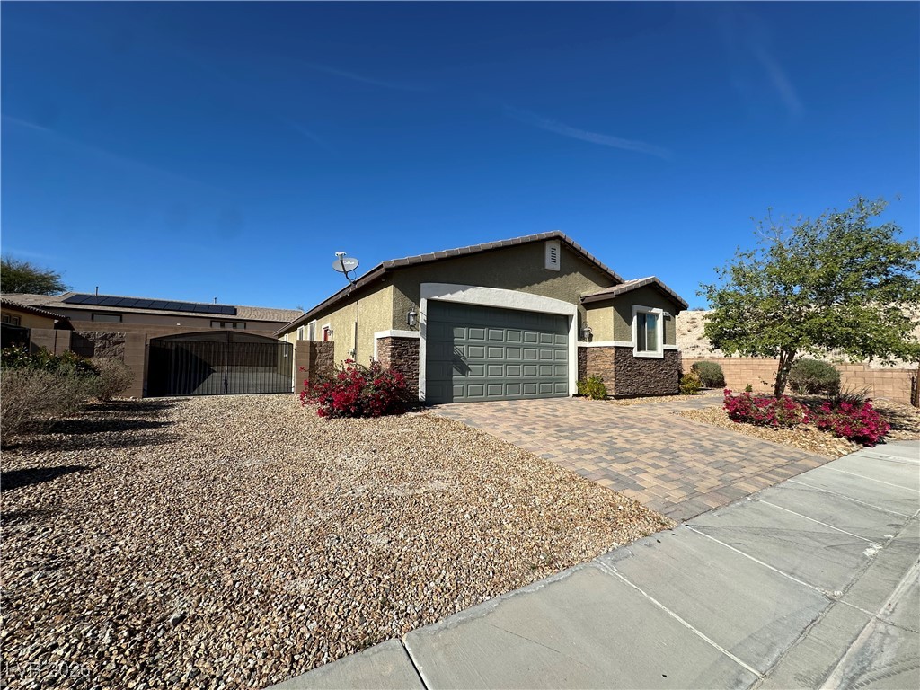 2040 Port Royal Drive, Laughlin 89029