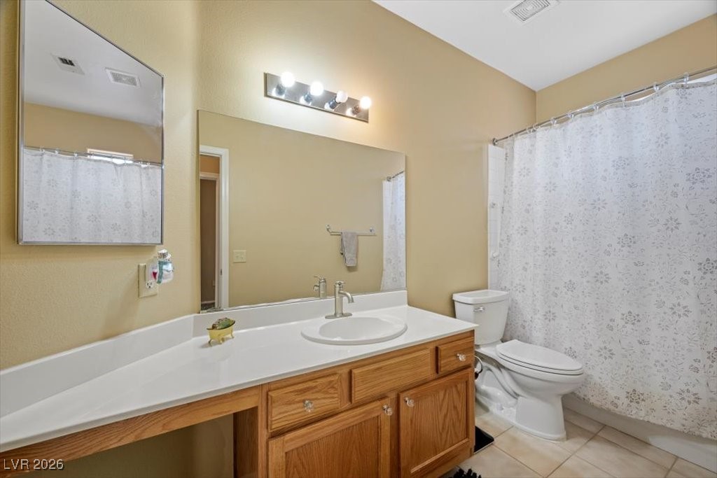 Photo 17 of 28, 2050 W Warm Springs Road #1723