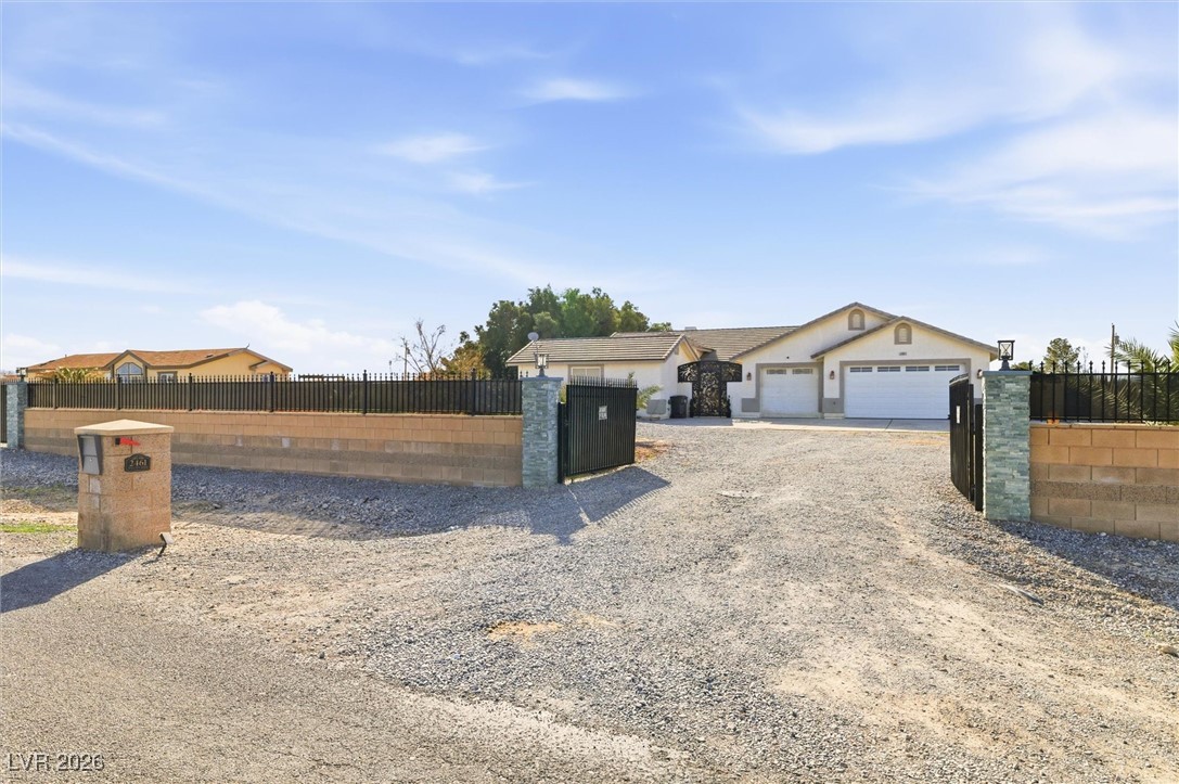 2461 E Deerskin Street, Pahrump 89048