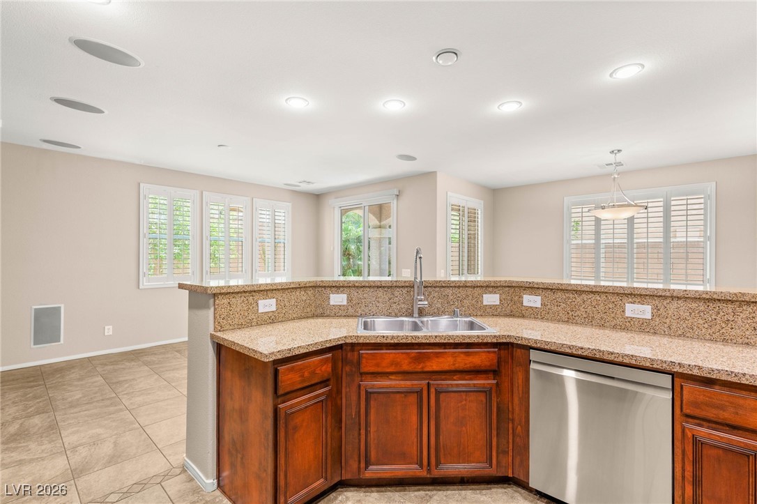 Photo 11 of 39, 1553 Sea Sunset Court