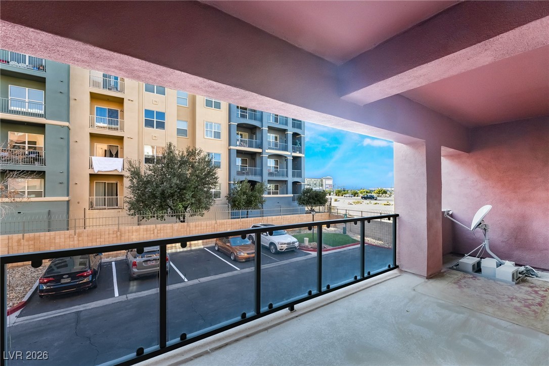 Photo 22 of 28, 35 E Agate Avenue #201