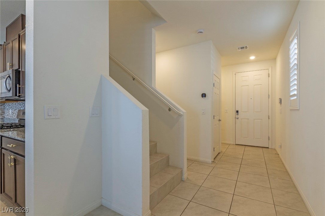 Photo 5 of 5161 Birchland Manor Avenue