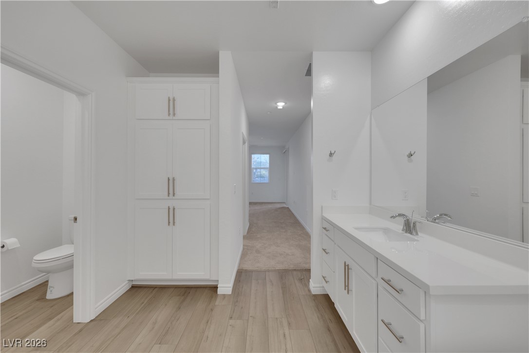 Photo 26 of 40, 2555 Hampton Road #7202