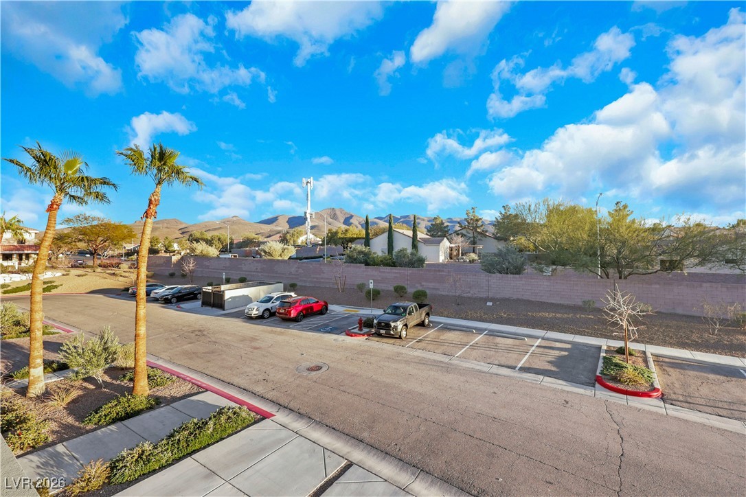 Photo 28 of 40, 2555 Hampton Road #7202
