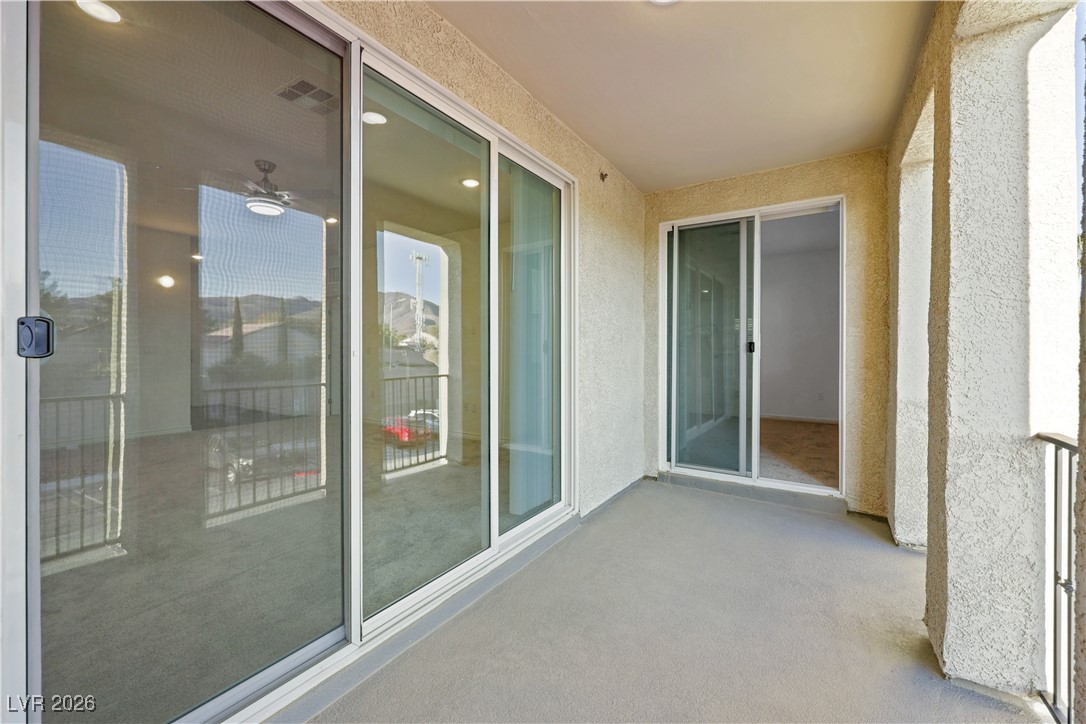 Photo 30 of 40, 2555 Hampton Road #7202