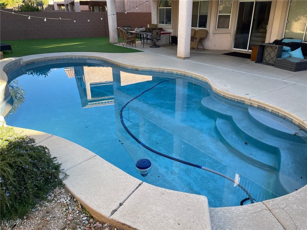 Photo 5 of 1001 Puerta Del Sol Drive