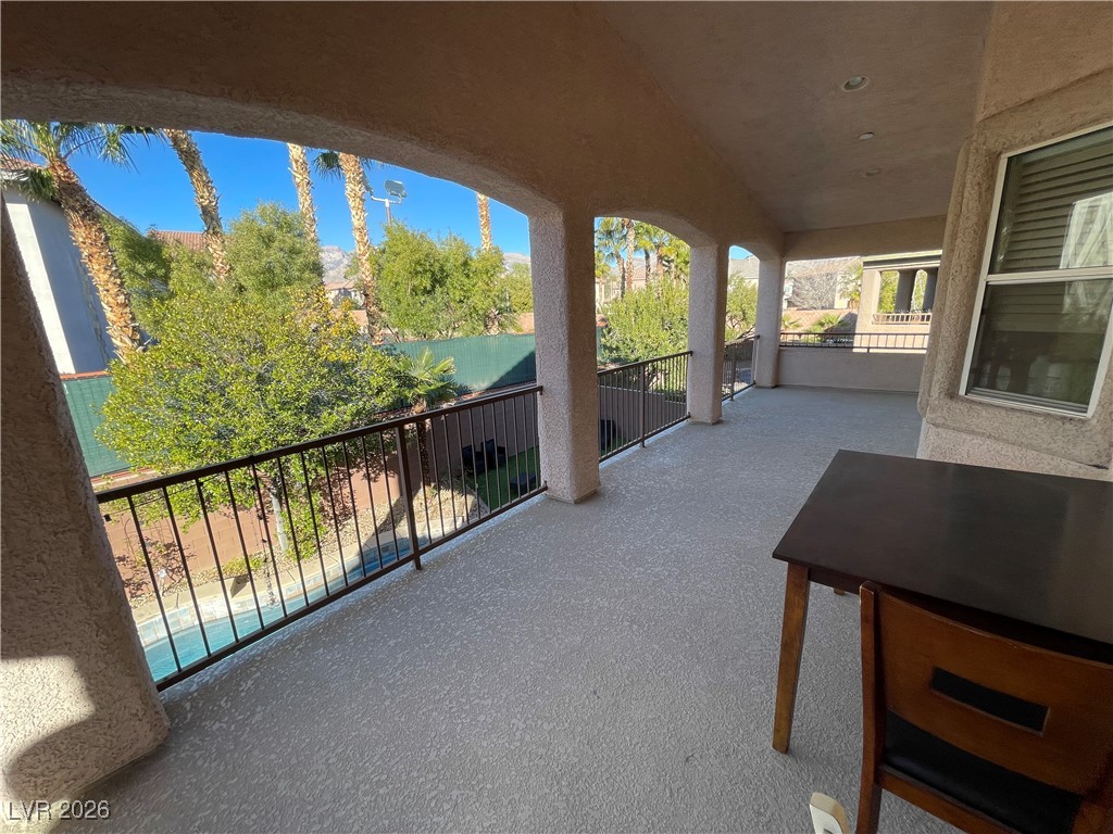 Photo 6 of 28, 1001 Puerta Del Sol Drive