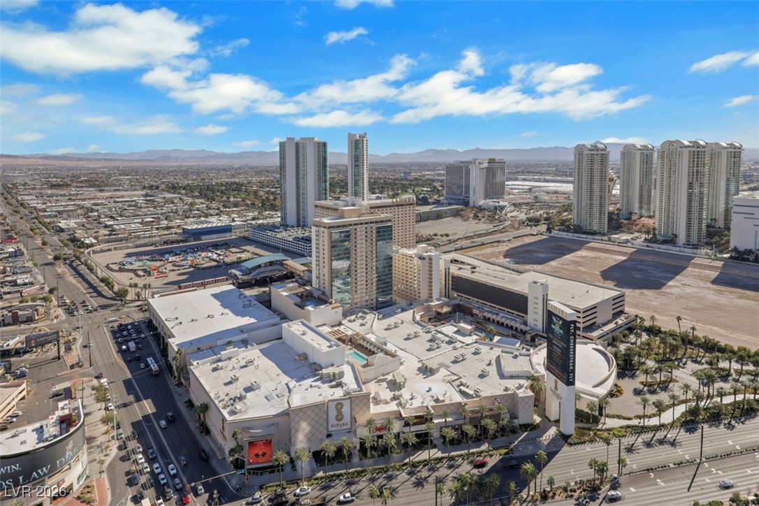 Photo 32 of 57, 200 W Sahara Avenue #3707