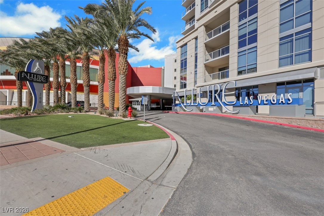 Photo 2 of 200 W Sahara Avenue #3707