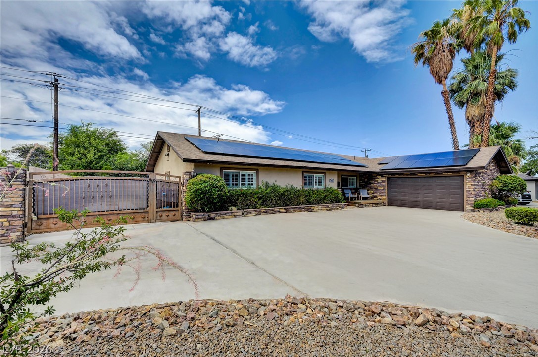 2712 W Oakey Boulevard, Las Vegas 89102