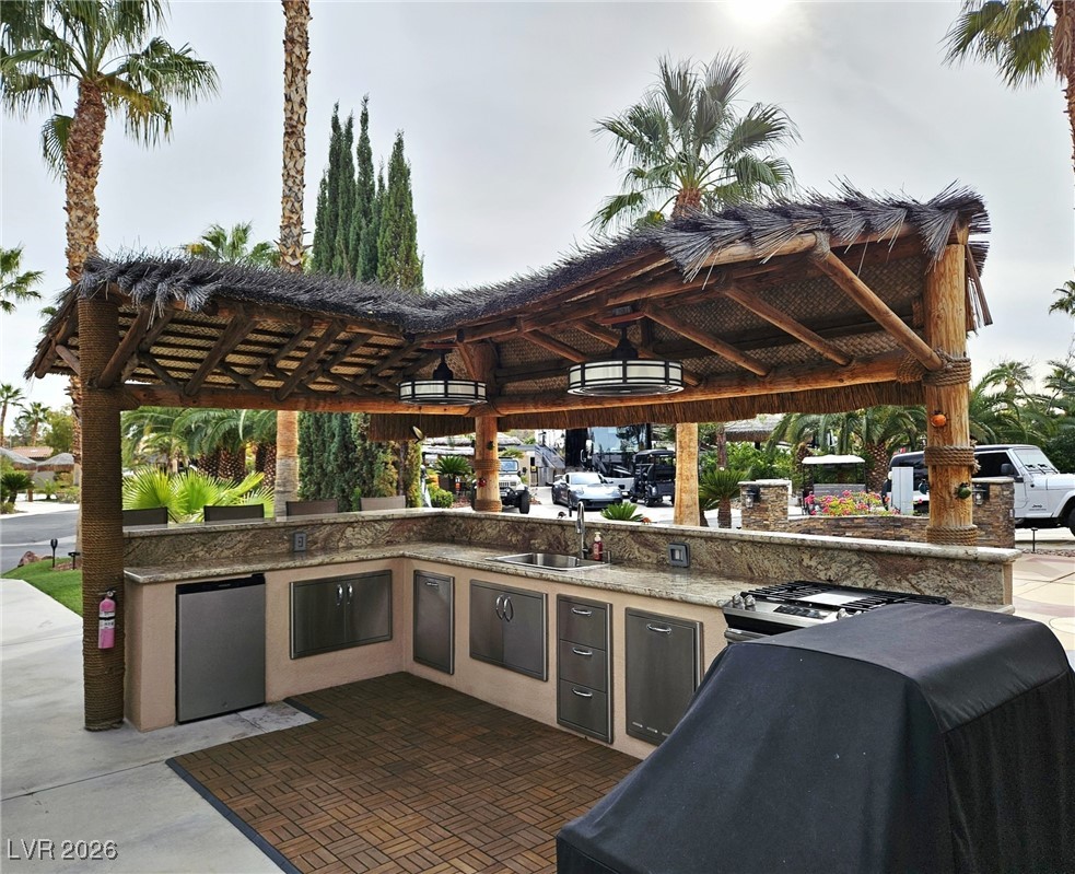 Photo 10 of 39, 8175 Arville Street #370