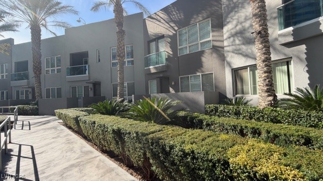 Photo 3 of 4535 Dean Martin Drive #107