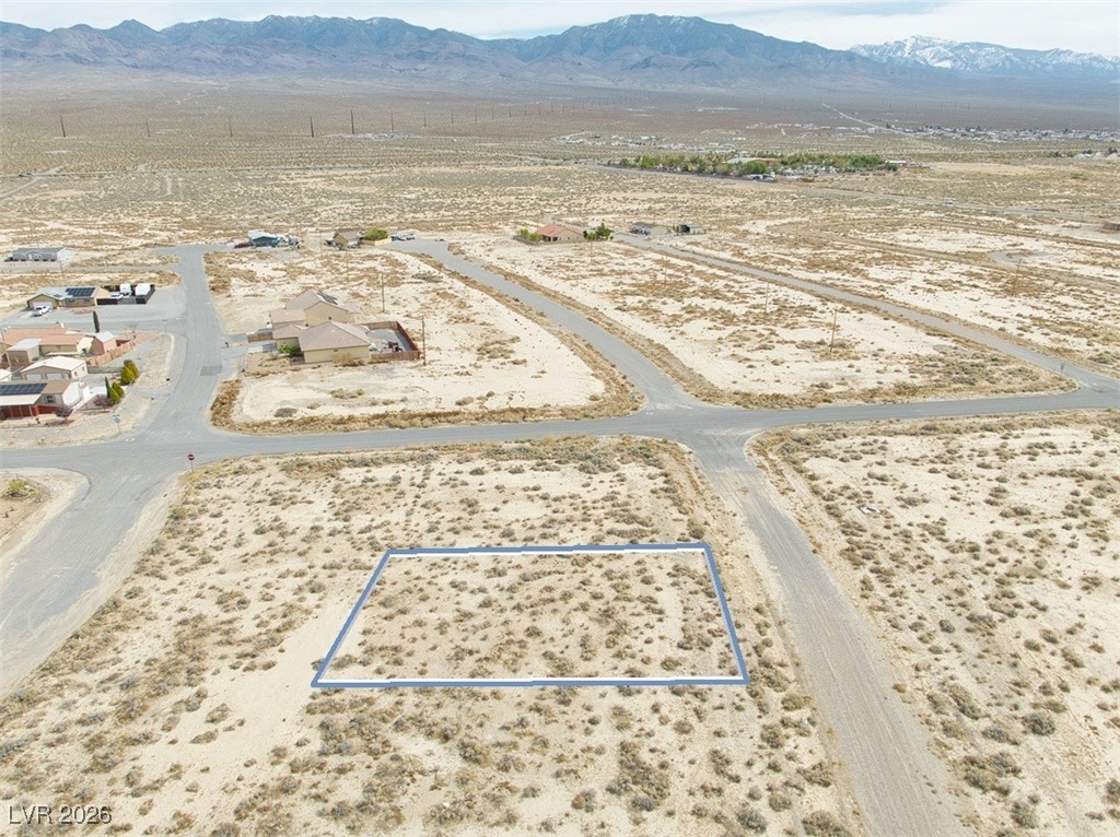 Photo 8 of 8, 700 W Nikki Way