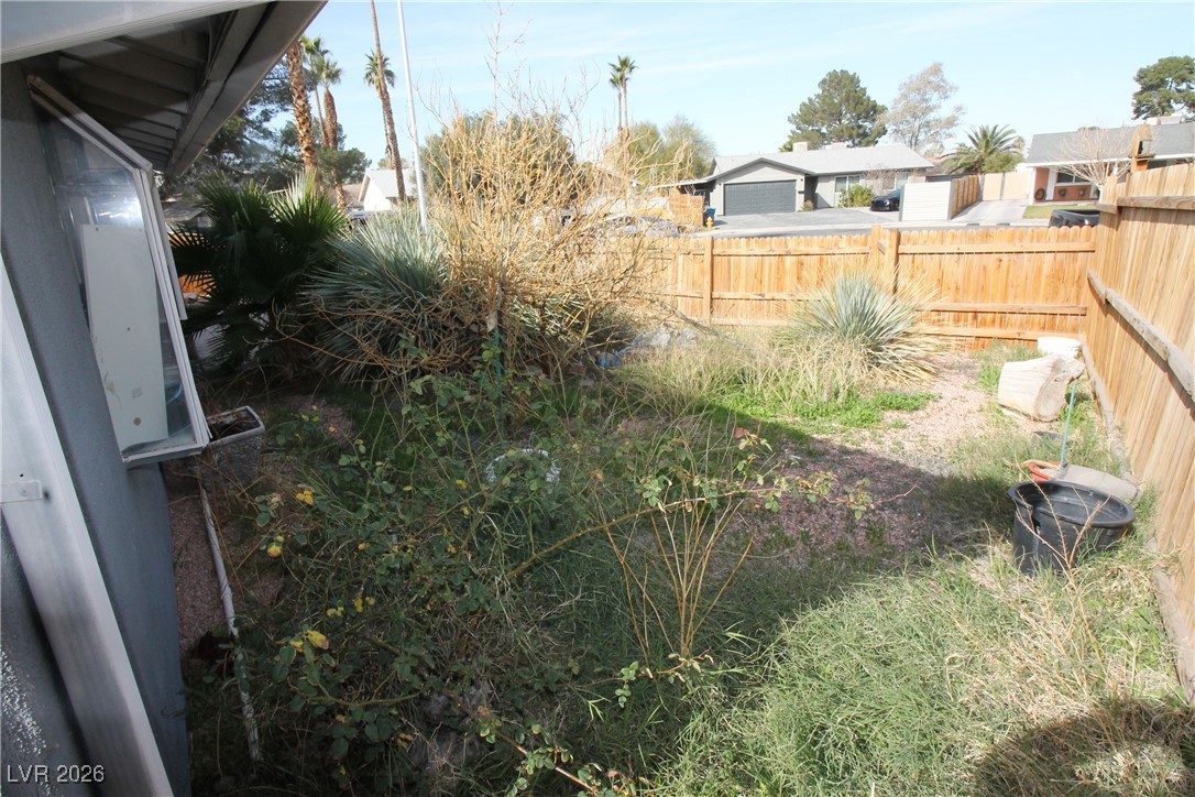 Photo 16 of 54, 4135 Comb Circle