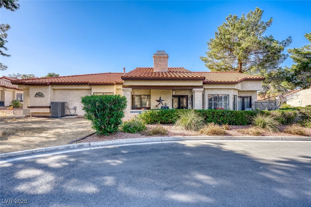 Photo 4 of 3193 La Mancha Way