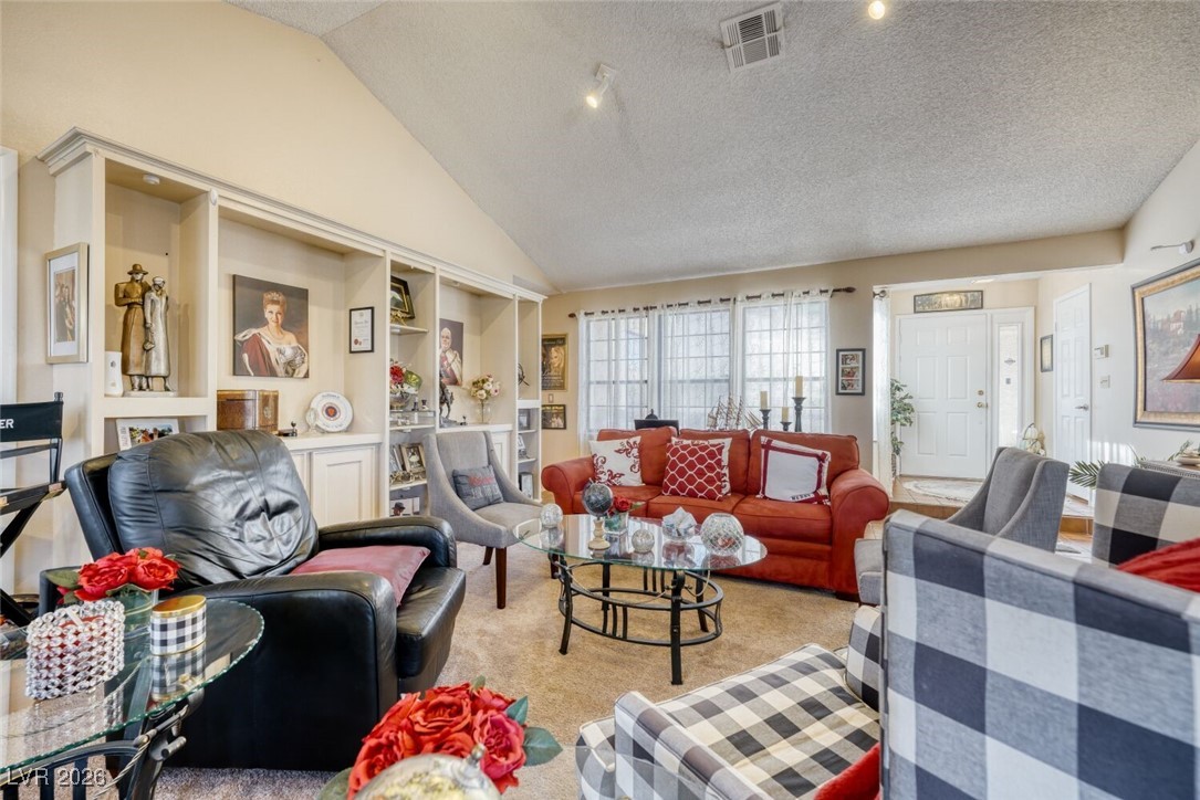 Photo 15 of 33, 3193 La Mancha Way