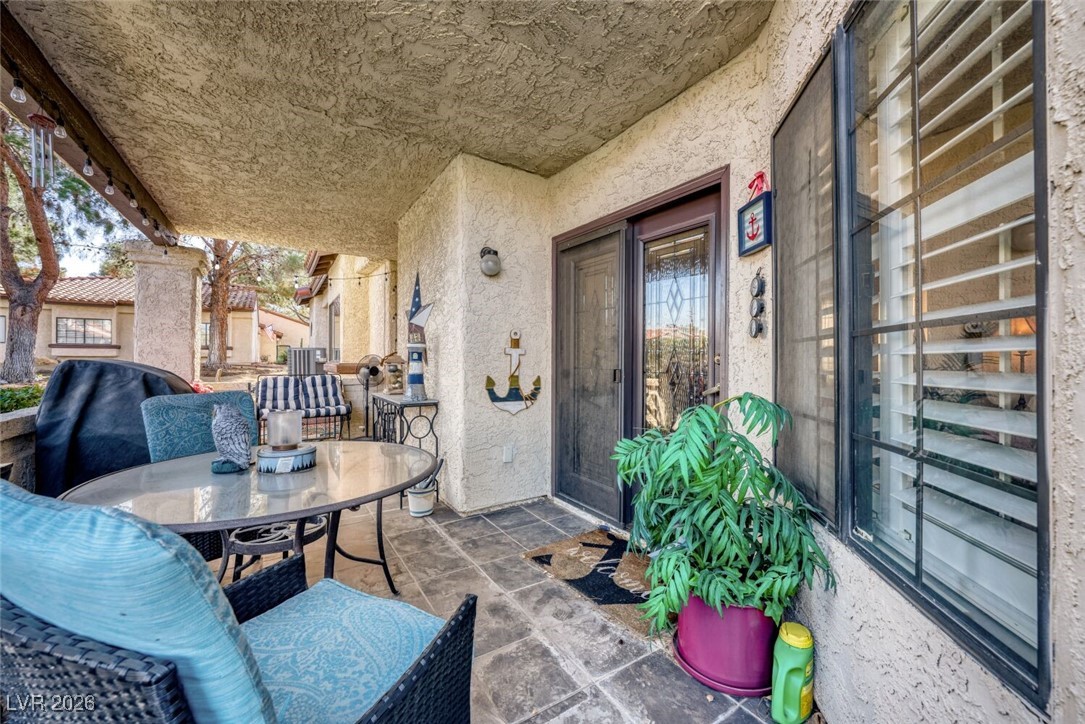 Photo 17 of 33, 3193 La Mancha Way