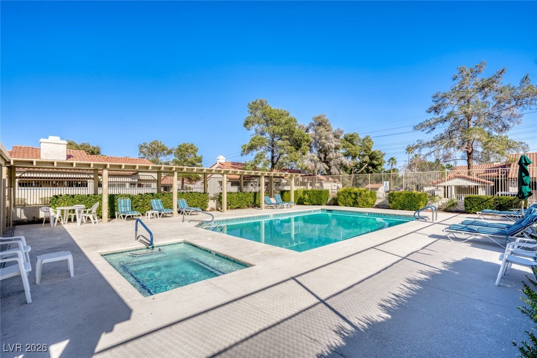 Photo 32 of 33, 3193 La Mancha Way