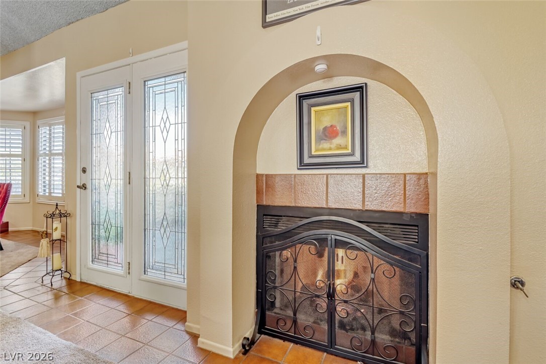 Photo 9 of 33, 3193 La Mancha Way