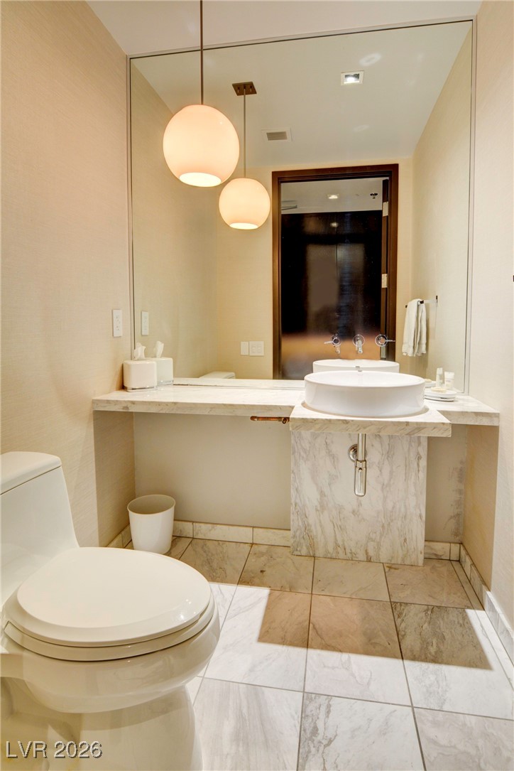 Photo 26 of 28, 4381 W Flamingo Road #19302