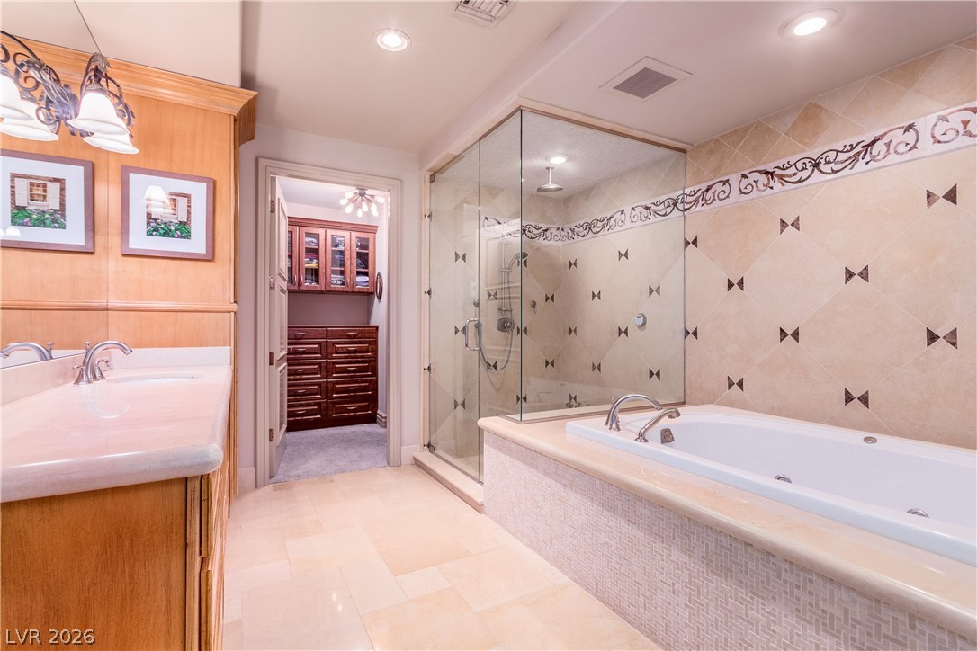 Photo 22 of 37, 9101 Alta Drive #307