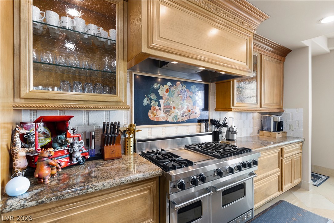 Photo 5 of 9101 Alta Drive #307