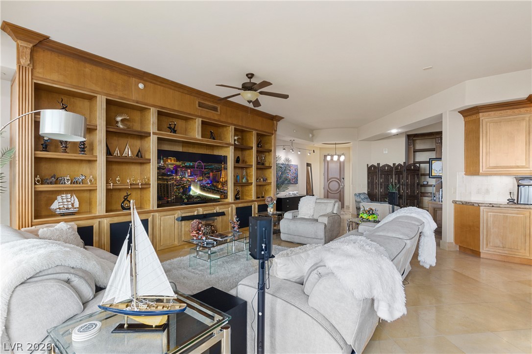 Photo 10 of 37, 9101 Alta Drive #307